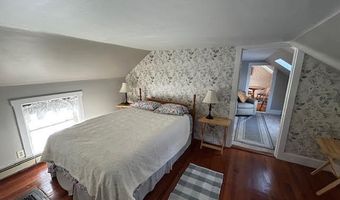 41 Grove St, Belfast, ME 04915