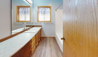 424 14th St #202, Bellingham, WA 98225