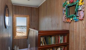 34 Sandpiper Ln, Charlestown, RI 02813