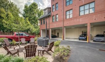 1107 S WALTER REED Dr 302, Arlington, VA 22204