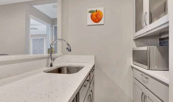 300 Peachtree 6H, Atlanta, GA 30308