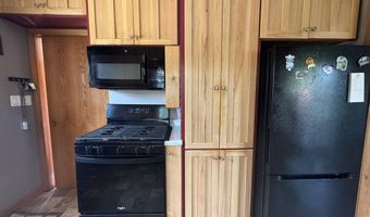 1711 S Lloyd St, Aberdeen, SD 57401