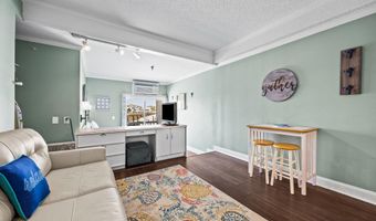 602 W Ft Macon Rd 114, Atlantic Beach, NC 28512