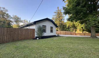 19977 Brick Rd, South Bend, IN 46637
