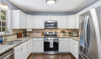 372 Jordan Rd, Ball Ground, GA 30107