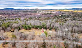 20 Monument Rd, Abbot, ME 04406