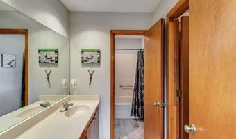 180 Alton Cir, Benton, MS 39039