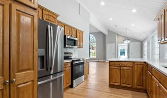 1268 Main St, Coventry, RI 02816