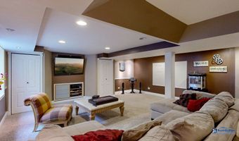 1535 S Douglas Ave, Arlington Heights, IL 60005