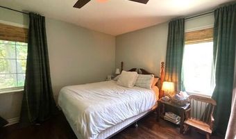 2185 Ayrshire Dr, Ann Arbor, MI 48105