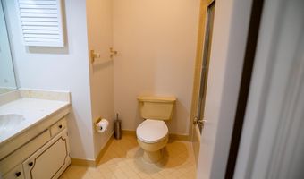 5012 LARNO Dr, Alexandria, VA 22310