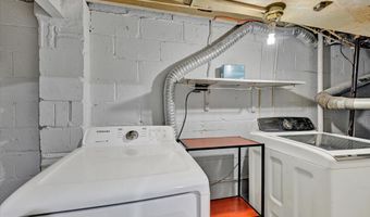 1127 WICKLOW Rd, Baltimore, MD 21229