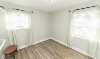 414 Pine Glen Dr, Albany, GA 31705