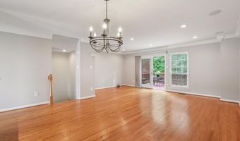 1253 QUAKER HILL Dr, Alexandria, VA 22314