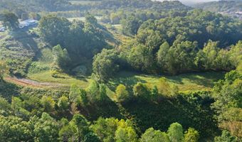 312 Poor Farm Rd, Beattyville, KY 41311