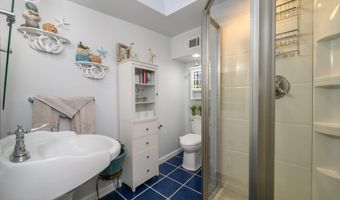 293 Louis Ave, Bayville, NJ 08721