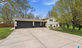 609 S Splitrock Blvd, Brandon, SD 57005
