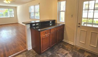10 S FRENCH St, Alexandria, VA 22304