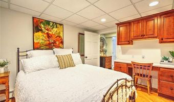96 Windsong Rd, Cumberland, RI 02864