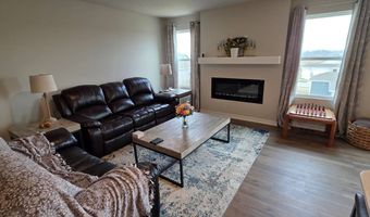 2509 Chan Dr, Adel, IA 50003