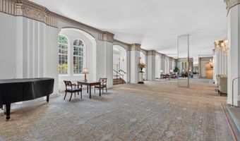 4000 CATHEDRAL Ave NW 842B, Washington, DC 20016