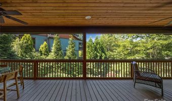 52 Pinedale Rd, Asheville, NC 28805