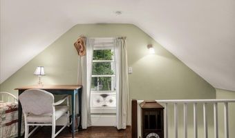 23 Commercial St, Belfast, ME 04915