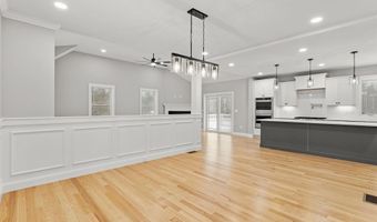 91 Raymond Rd, Auburn, NH 03032