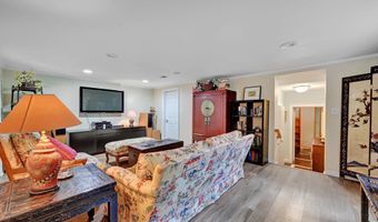 6907 BRADLEY Blvd, Bethesda, MD 20817