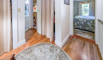 15 Marsh Rd, Belfast, ME 04915