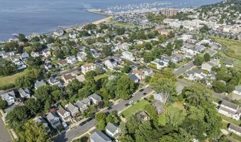 29 South Ave, Atlantic Highlands, NJ 07716