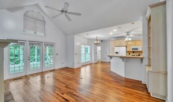 104 Westlake Cir, Americus, GA 31709
