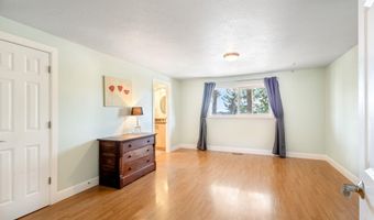 19190 Pinehurst Rd, Bend, OR 97703