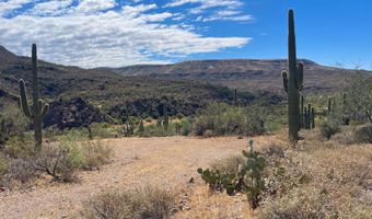 S Tillys Trail, Black Canyon City, AZ 85324