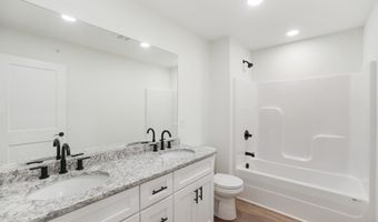 336 Legends Cir, Baxter, TN 38544
