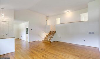 4516 GRETNA St, Bethesda, MD 20814