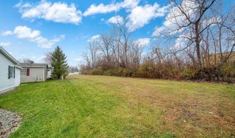 301 Hidden River Dr, Adrian, MI 49221