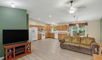 593 Allison Dr, Almont, MI 48003