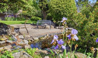 444 Lori Ln, Ashland, OR 97520