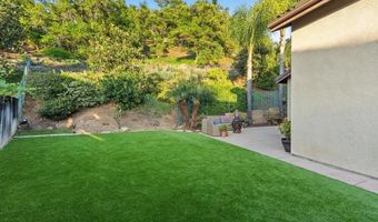3297 Meadow Crest Pl, Escondido, CA 92027