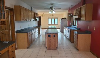 N1569 Highway 22, Arlington, WI 53911