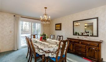 23 Roselawn Ave, North Smithfield, RI 02824