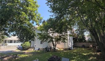 5 Warner St 2, Newport, RI 02840