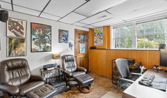 6 Gumpas Hill Rd, Pelham, NH 03076