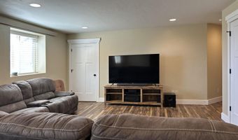 271 SERENITY Ln, Bedford, WY 83112