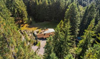 7097 Fickle Hill Rd, Arcata, CA 95521