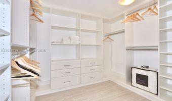 7000 Island Blvd 2605, Aventura, FL 33160