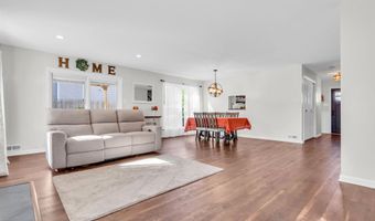 89 Ravenwood Blvd, Barnegat, NJ 08005