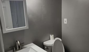 38 Edison St, Bayville, NJ 08721