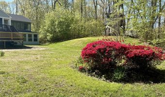 73 Airline Rd, Clinton, CT 06413
